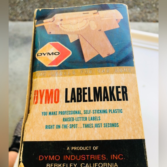 1964 DYMO LABEL MAKER IN ORIGINAL BOX INCLUDES 4 ROLLS OF LABEL TAPE - Picture 16 of 16